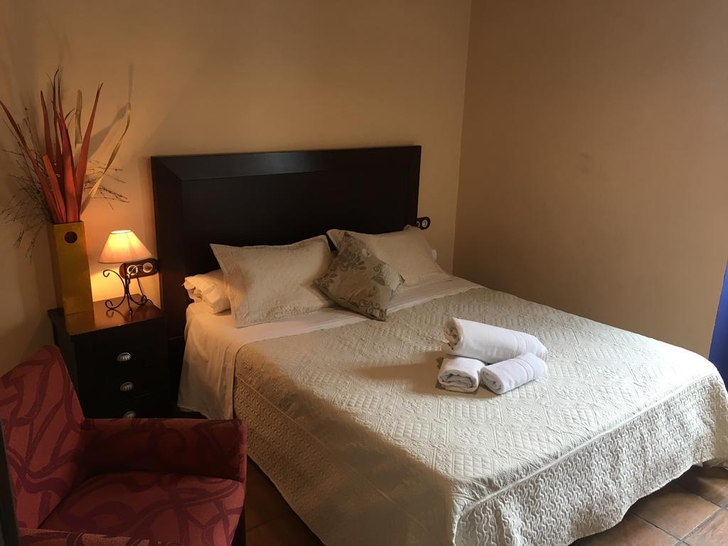 Apartamentos Victoria Bujalance Kültér fotó