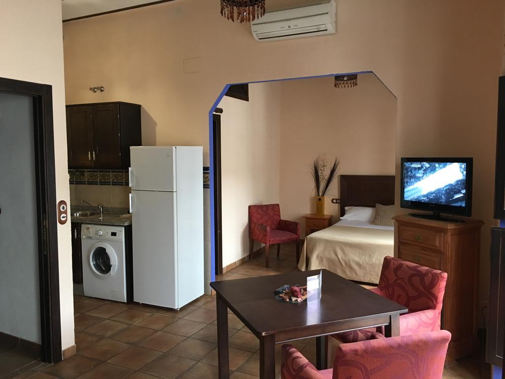 Apartamentos Victoria Bujalance Kültér fotó