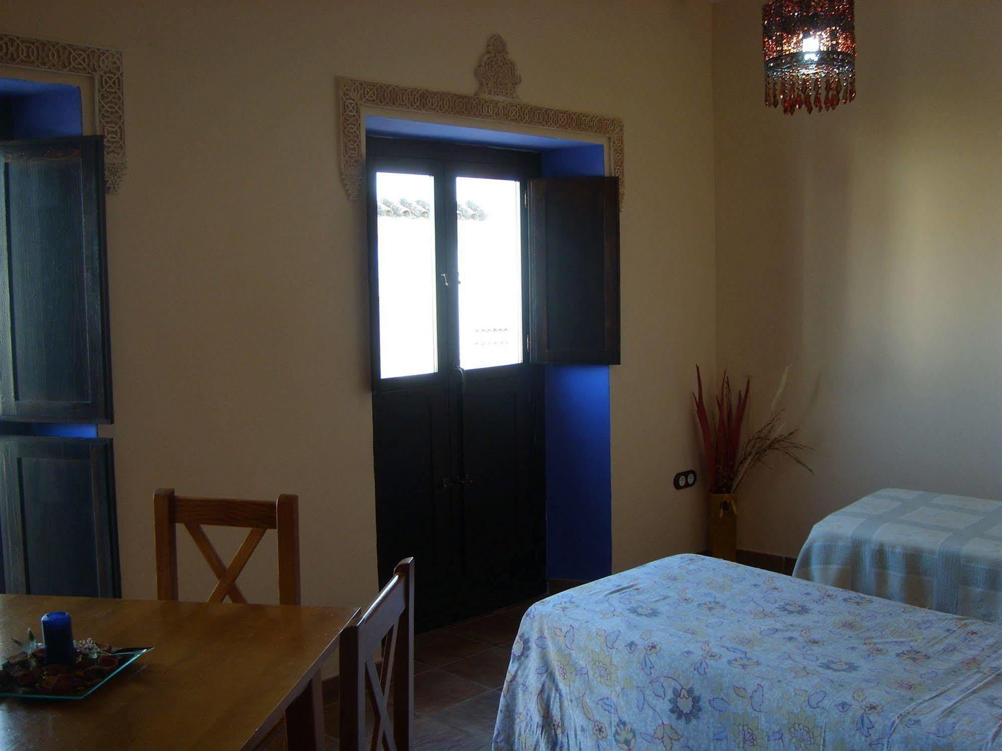 Apartamentos Victoria Bujalance Kültér fotó